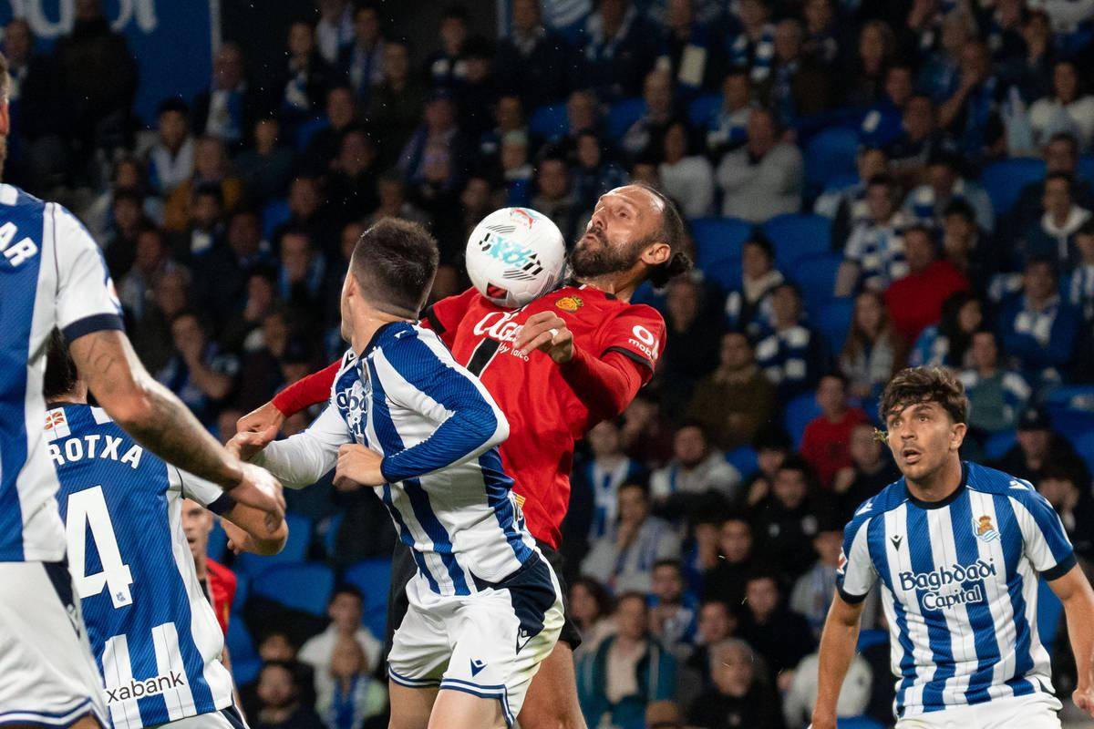 PG电子网址 -赛地聚焦——荷甲赛前热度飙升，巴黎圣日耳曼手感冰凉，震撼外界，身体对抗强度拉满的简单介绍