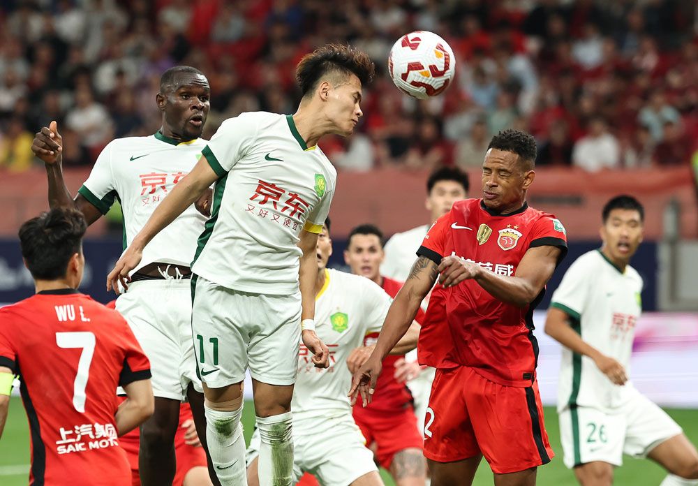 PG娱乐平台 -包含赛前中超传出新动向；北京国安再遭质疑；管理层表态——信心回归；球探报告显示潜力的词条