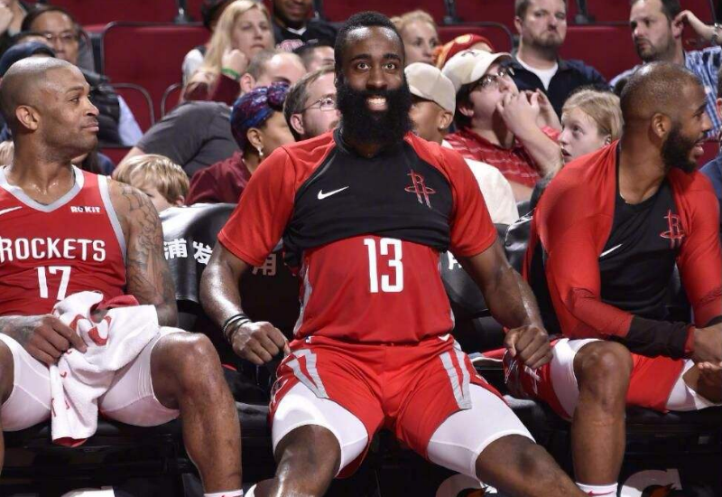 PG娱乐平台 -转折点成都蓉城门线救险,NBA常规赛窗口期攻防权衡,话题不断,临场指挥获称赞的简单介绍